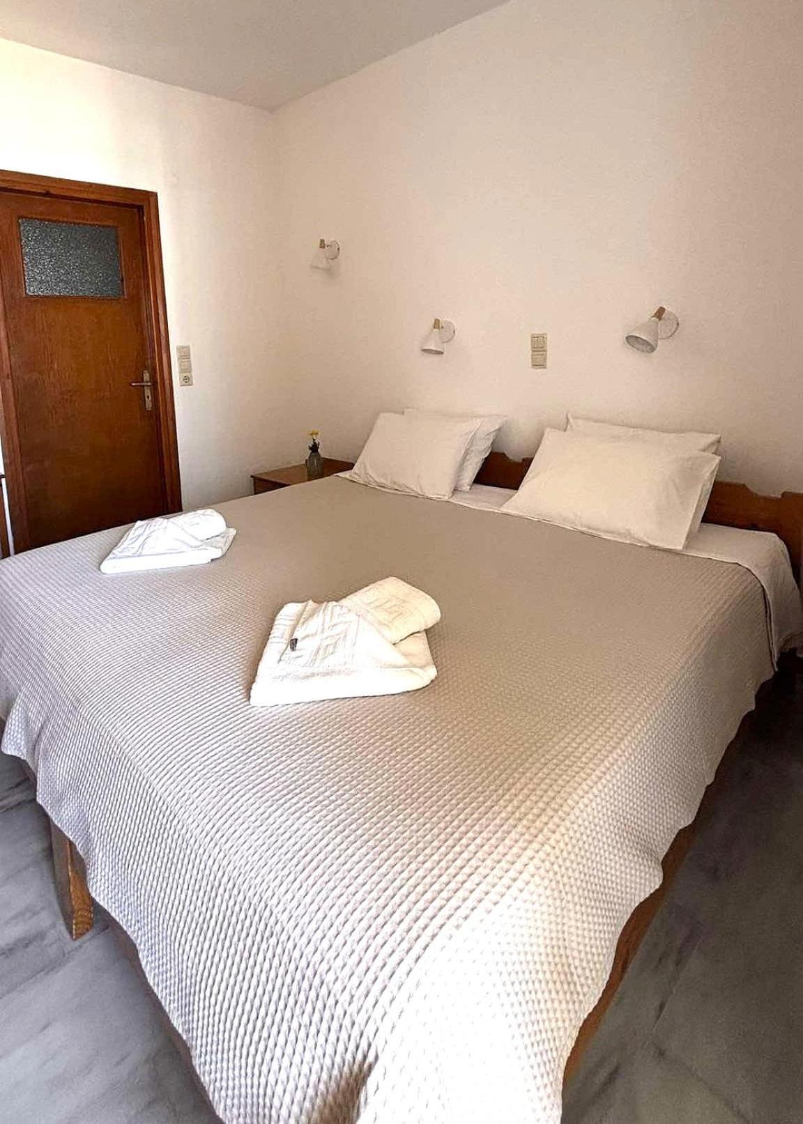 Menelaos Apartments Daratsos Екстер'єр фото