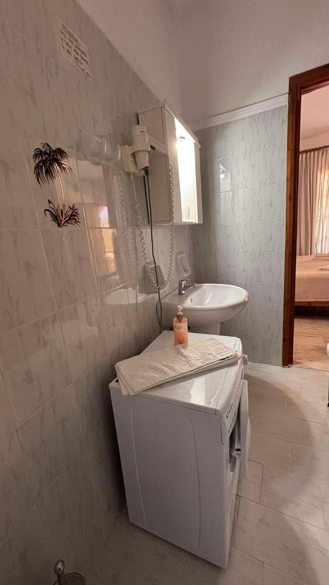 Menelaos Apartments Daratsos Екстер'єр фото